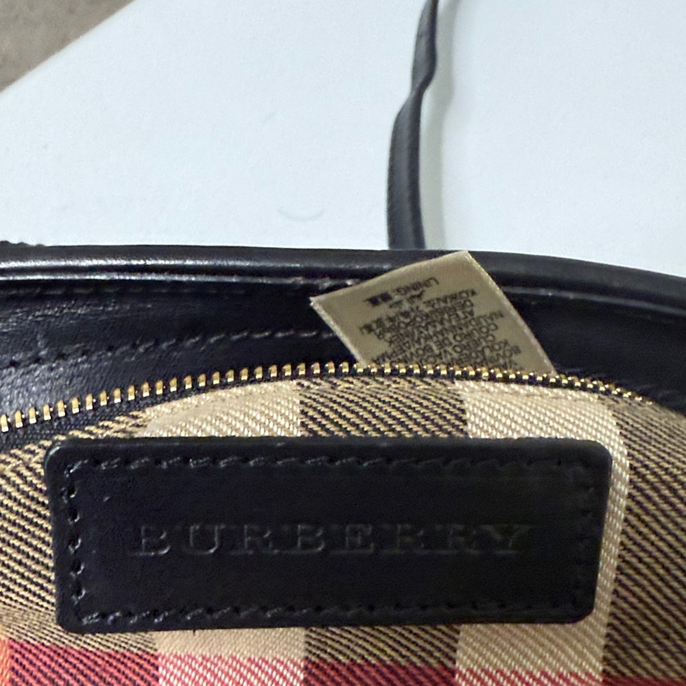 Burberry Black Shoulder Bag with Gold Details - Picture 12 of 16